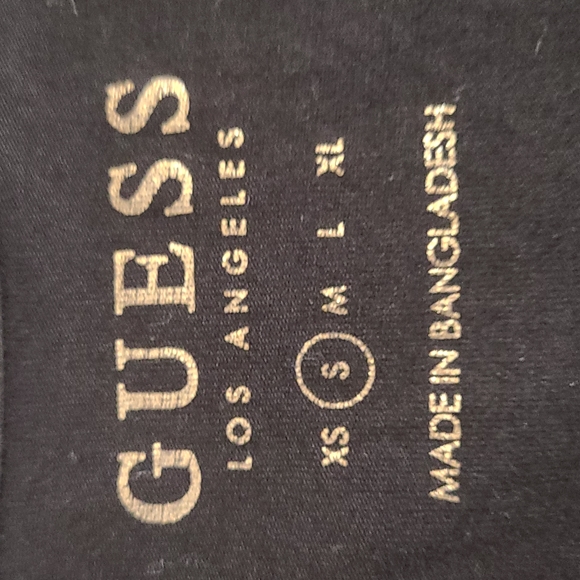 🌷Guess tank top - Picture 4 of 6